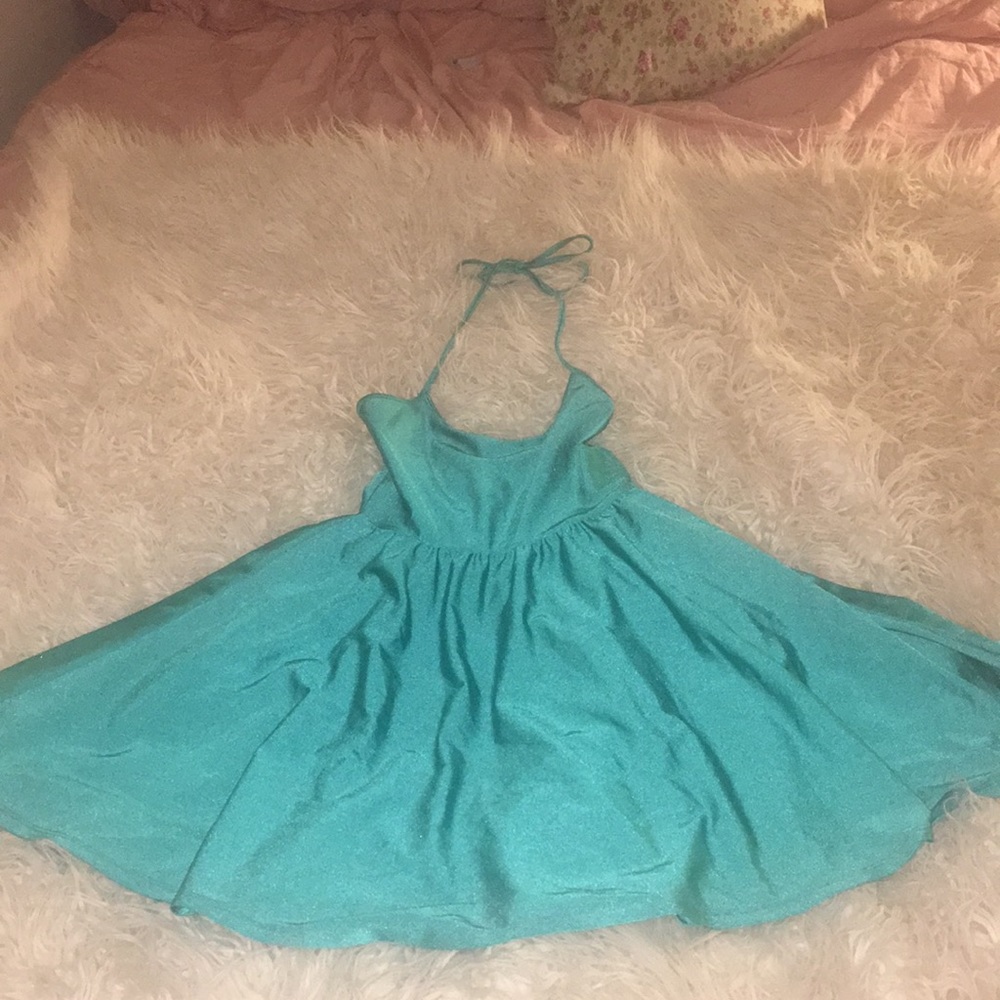 Nylon halter skater dress 👗